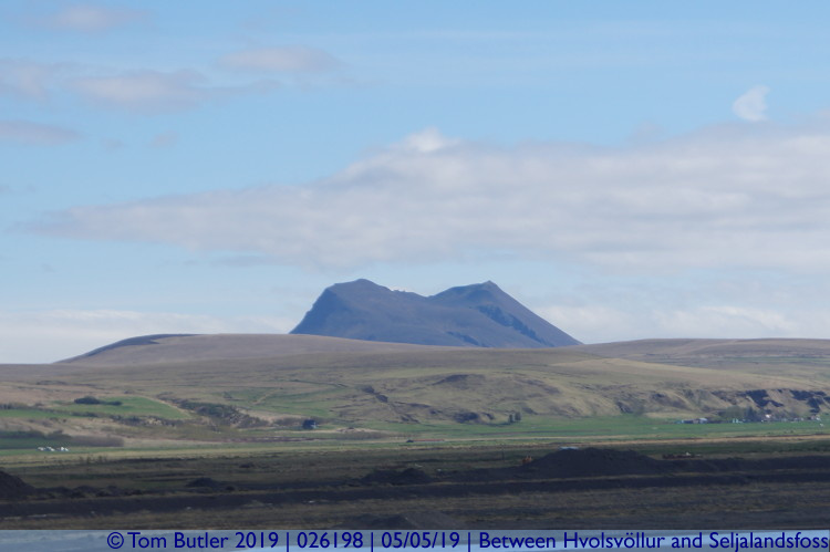 Photo ID: 026198, Former Volcano, Between Hvolsvllur and Seljalandsfoss, Iceland