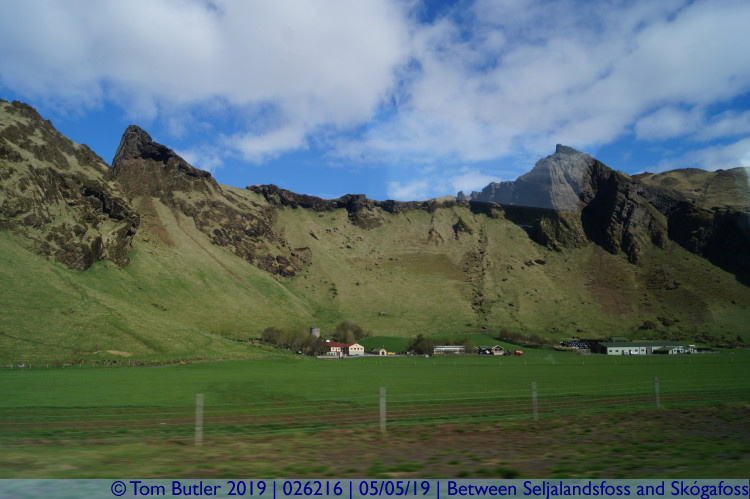 Photo ID: 026216, Ridge, Between Seljalandsfoss and Skgafoss, Iceland