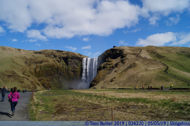 Photo ID: 026220, Cliffs and falls, Skgafoss, Iceland