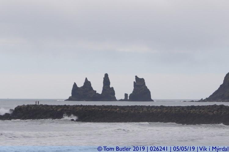Photo ID: 026241, Reynisdrangar Sea stacks, Vk  Mrdal, Iceland