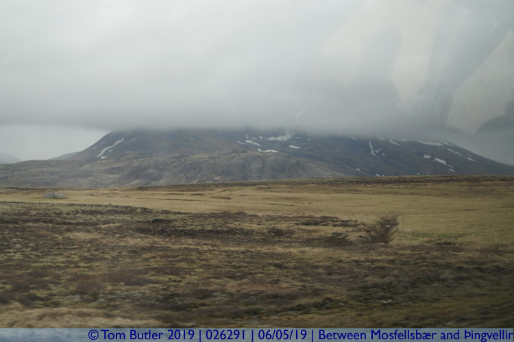 Photo ID: 026291, Mountains in the mist, Between Mosfellsbr and ingvellir, Iceland