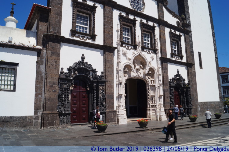 Photo ID: 026398, Doorways, Ponta Delgada, Portugal