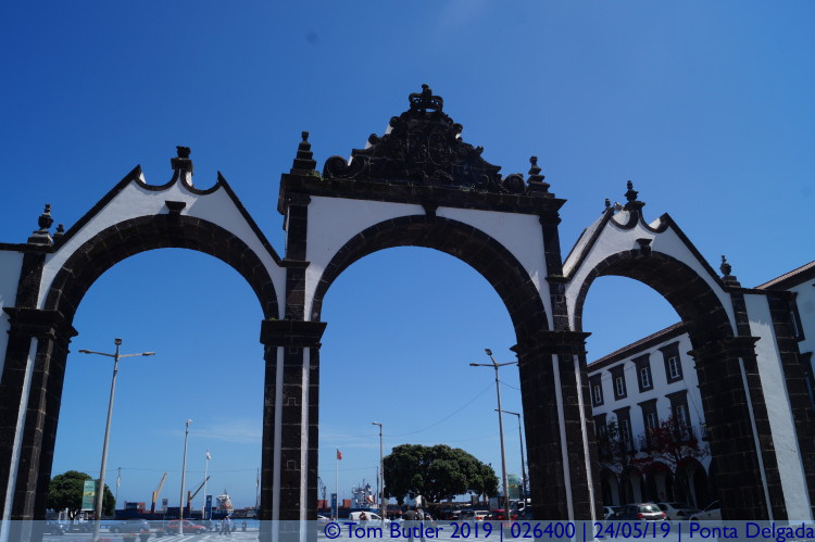 Photo ID: 026400, By the city gates, Ponta Delgada, Portugal