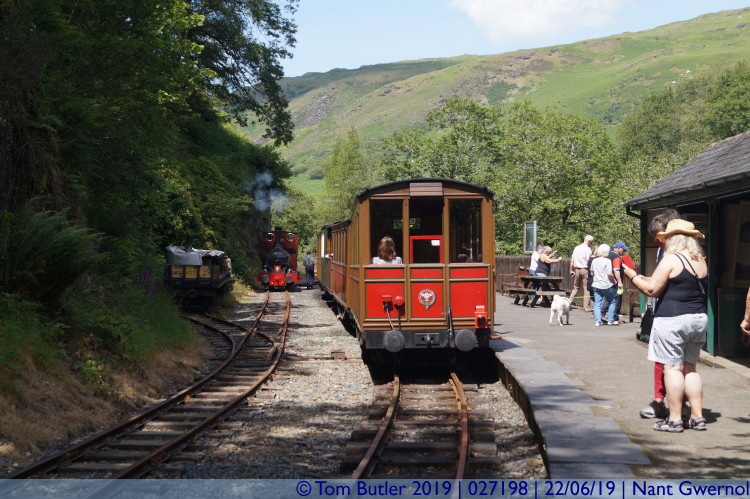 Photo ID: 027198, Engine and train, Nant Gwernol, Wales