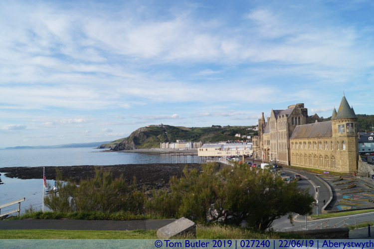 Photo ID: 027240, Old College and Constitution Hill, Aberystwyth, Wales