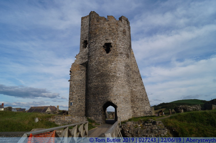 Photo ID: 027243, Main tower, Aberystwyth, Wales