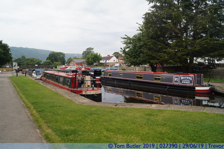 Photo ID: 027390, Narrow Boats, Trevor, Wales
