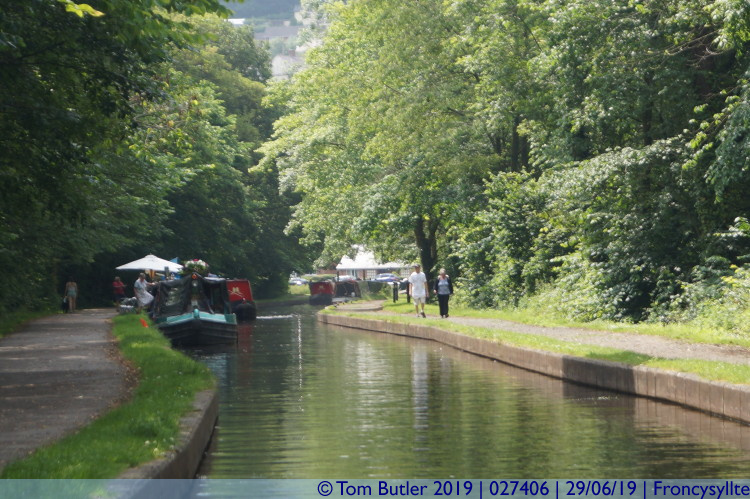 Photo ID: 027406, Heading along the canal, Froncysyllte, Wales