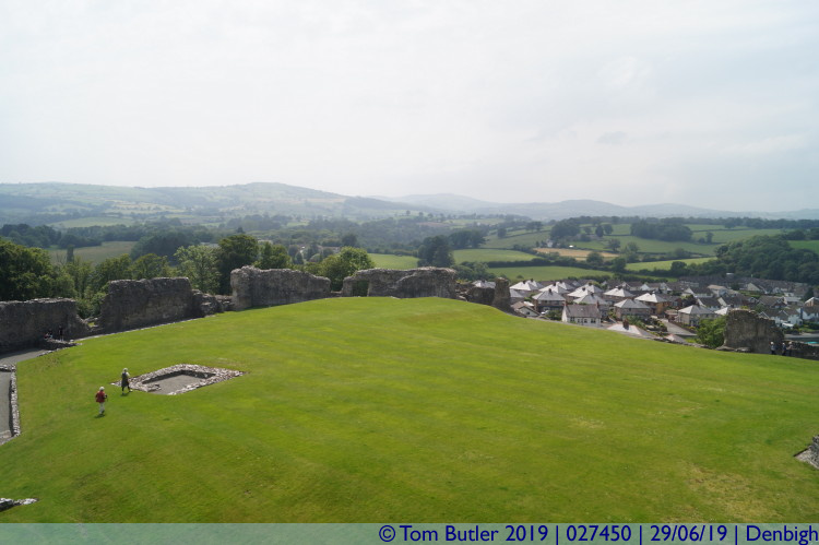 Photo ID: 027450, Denbigh Castle, Denbigh, Wales