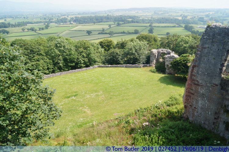 Photo ID: 027452, Outer walls, Denbigh, Wales
