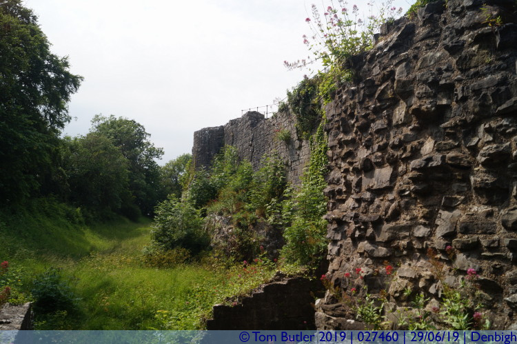 Photo ID: 027460, Outer walls, Denbigh, Wales