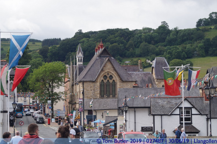 Photo ID: 027487, Centre of town, Llangollen, Wales