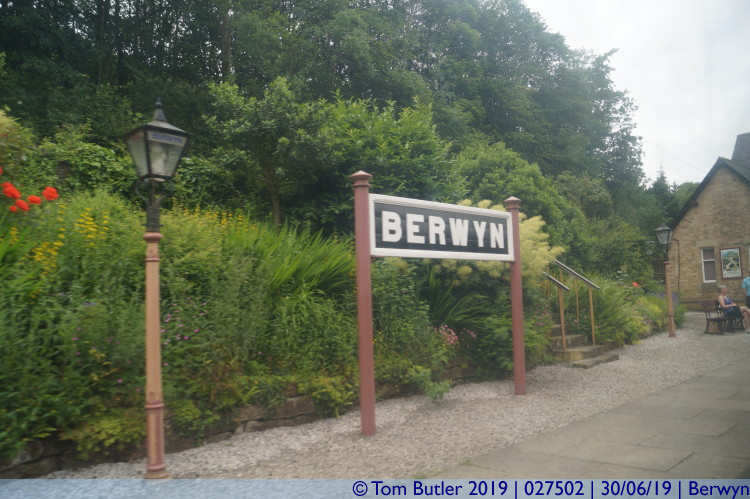 Photo ID: 027502, Berwyn station, Berwyn, Wales