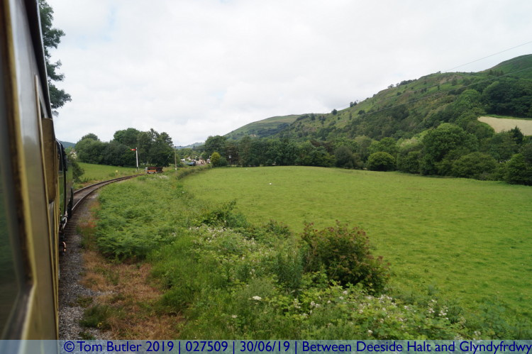 Photo ID: 027509, Approaching Glyndyfrdwy, Between Deeside Halt and Glyndyfrdwy, Wales