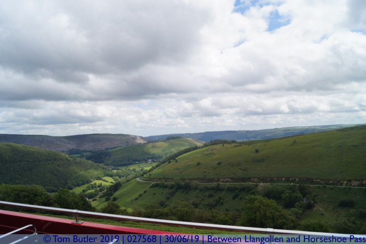 Photo ID: 027568, Reaching the top of the climb, Between Llangollen and Horseshoe Pass, Wales