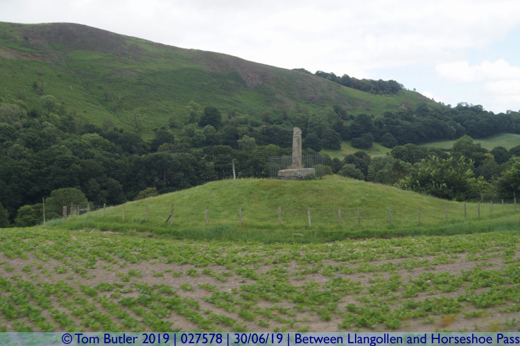 Photo ID: 027578, Eliseg's Pillar, Between Llangollen and Horseshoe Pass, Wales