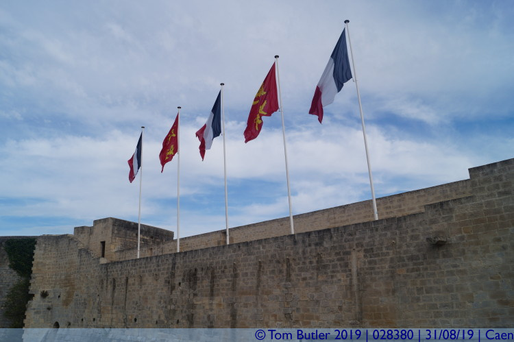 Photo ID: 028380, Flags, Caen, France