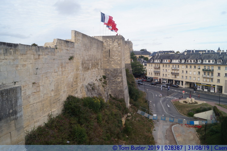 Photo ID: 028387, View along the walls, Caen, France