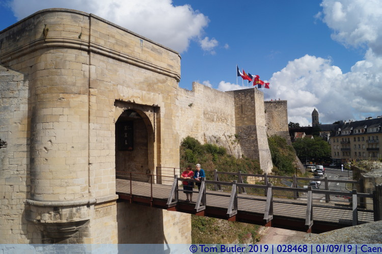 Photo ID: 028468, Main entrance and walls, Caen, France