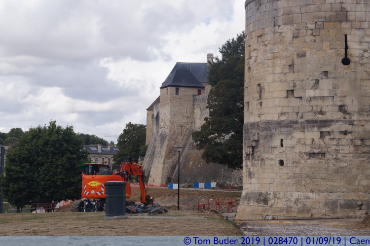 Photo ID: 028470, Outer defences, Caen, France