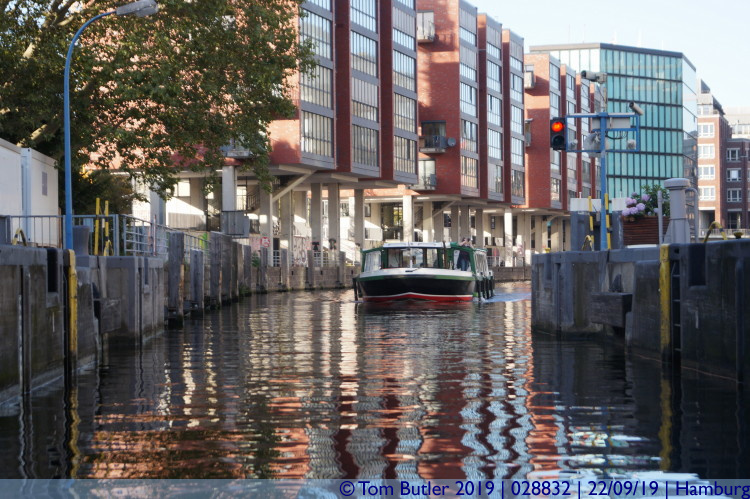Photo ID: 028832, Multi-boat lock, Hamburg, Germany