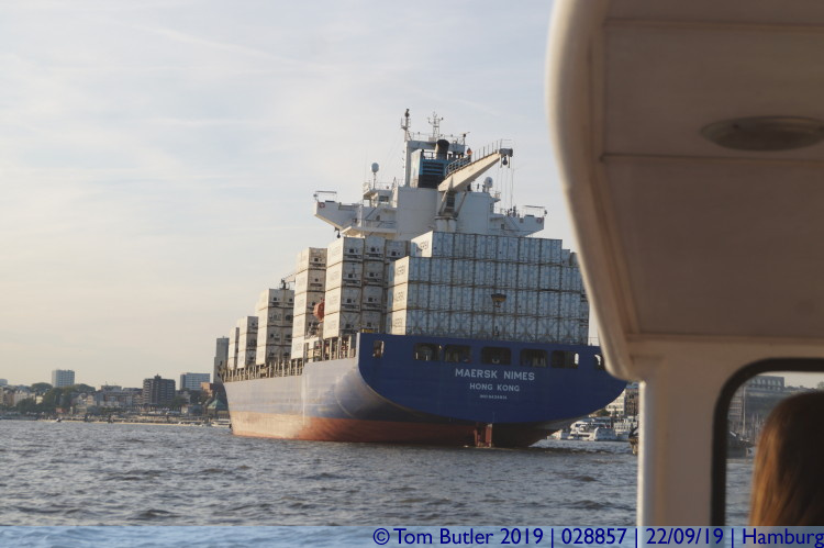 Photo ID: 028857, Container ship, Hamburg, Germany