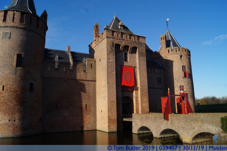 Photo ID: 029408, Castle entrance, Muiden, Netherlands