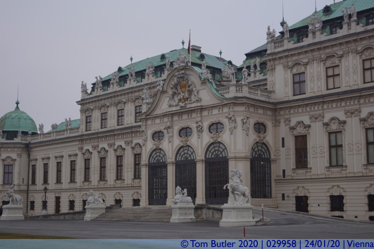 Photo ID: 029958, By the palace, Vienna, Austria