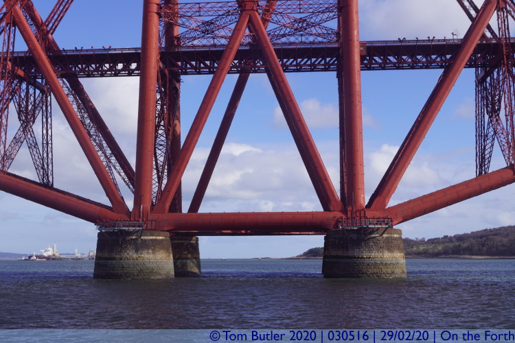 Photo ID: 030516, Support columns, On the Forth, Scotland