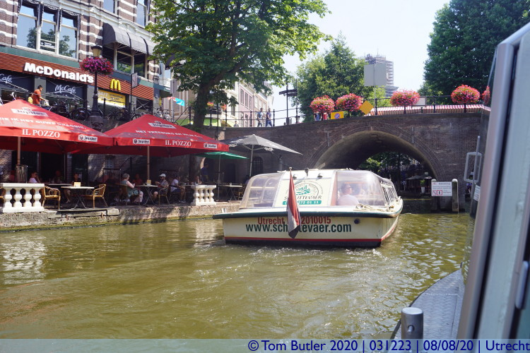 Photo ID: 031223, Being overtaken, Utrecht, Netherlands