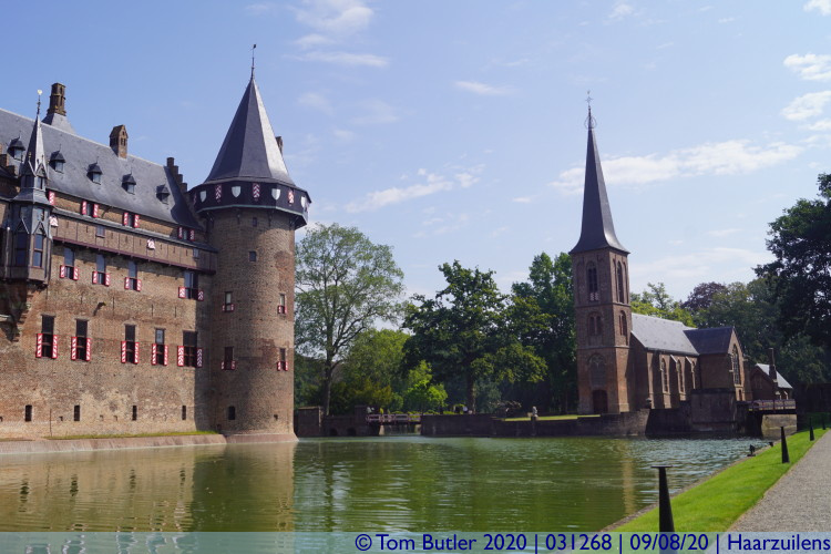 Photo ID: 031268, Castle and Chapel, Haarzuilens, Netherlands