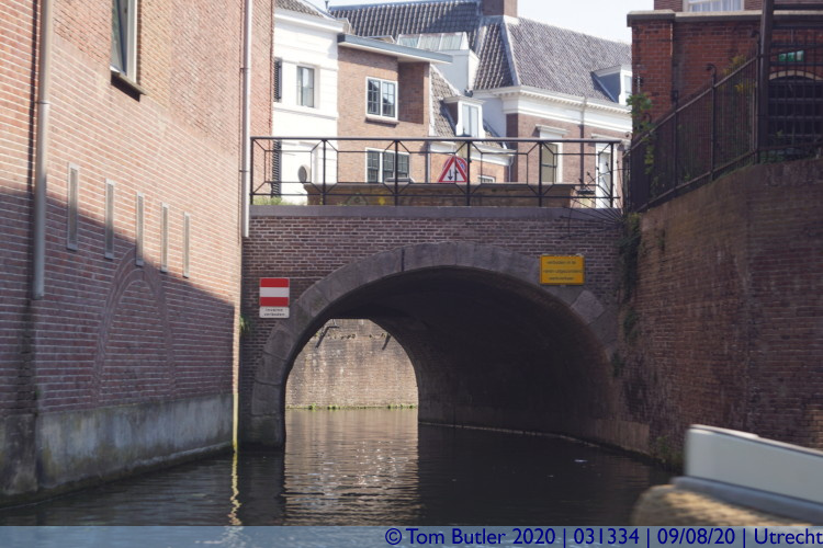 Photo ID: 031334, Top entrance to the Nieuwegracht, Utrecht, Netherlands
