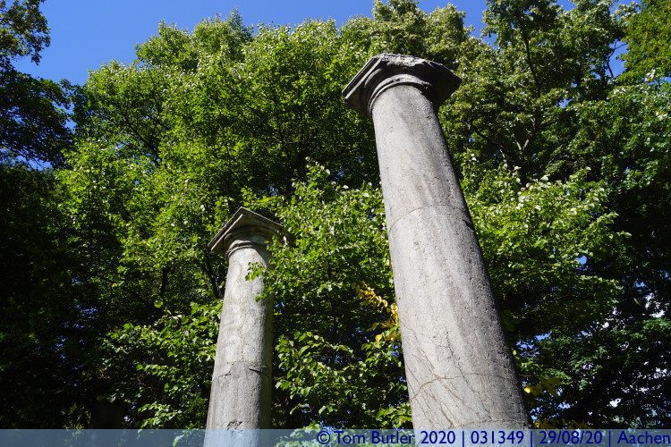 Photo ID: 031349, Ancient (17th century fake) columns, Aachen, Germany