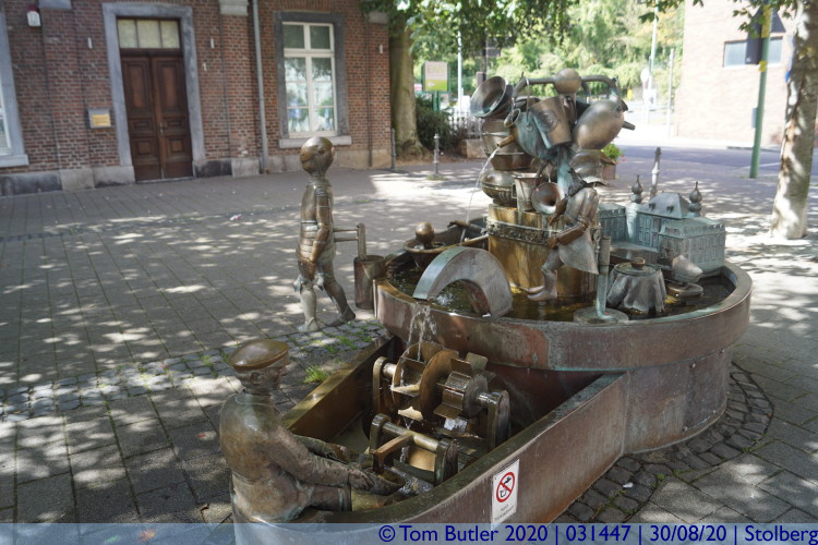 Photo ID: 031447, Fountain, Stolberg, Germany