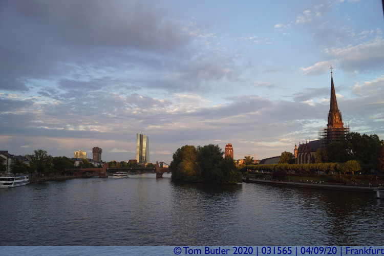 Photo ID: 031565, Main at sunset, Frankfurt am Main, Germany
