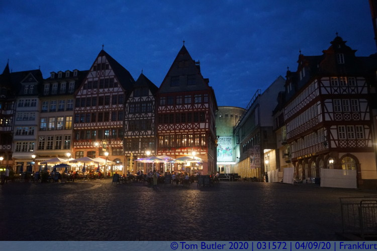 Photo ID: 031572, Rmerberg at dusk, Frankfurt am Main, Germany