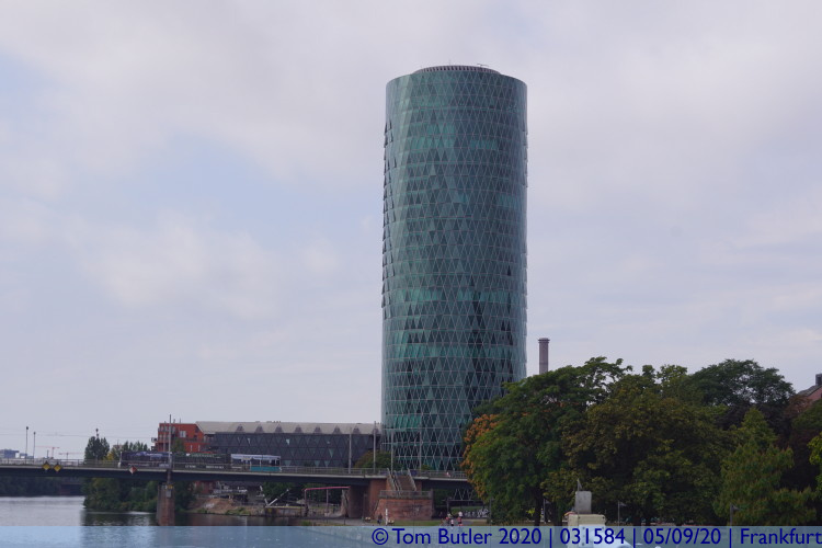 Photo ID: 031584, Westhafen Tower, Frankfurt am Main, Germany