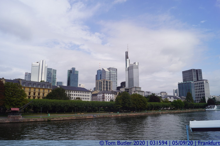 Photo ID: 031594, Entering downtown, Frankfurt am Main, Germany