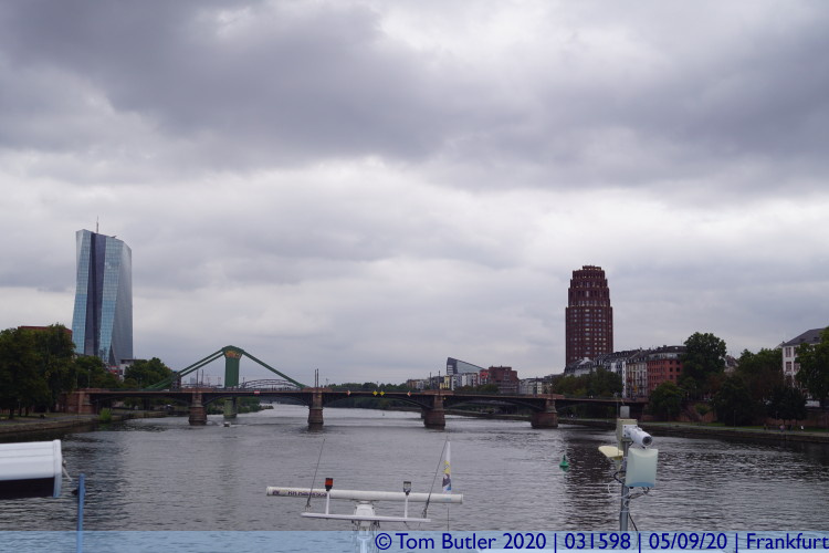 Photo ID: 031598, ECB and Lindner Hotel towers, Frankfurt am Main, Germany