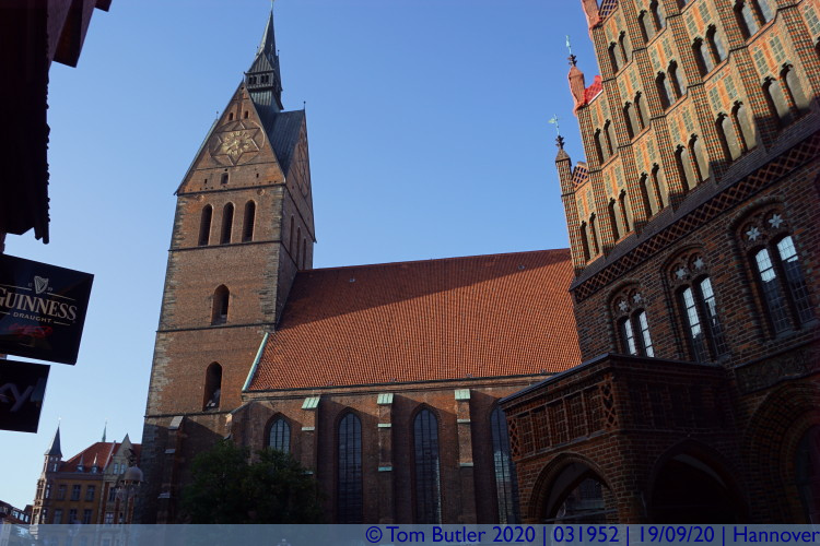 Photo ID: 031952, Marktkirche and Altes Rathaus, Hannover, Germany