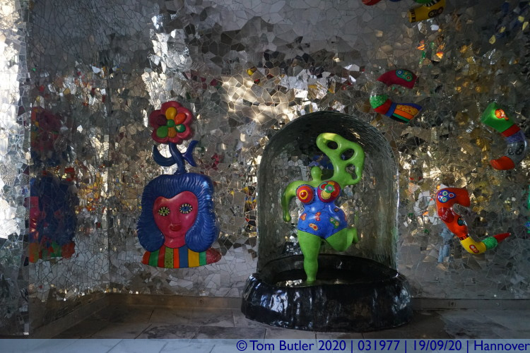 Photo ID: 031977, Psychedelic Grotto, Hannover, Germany