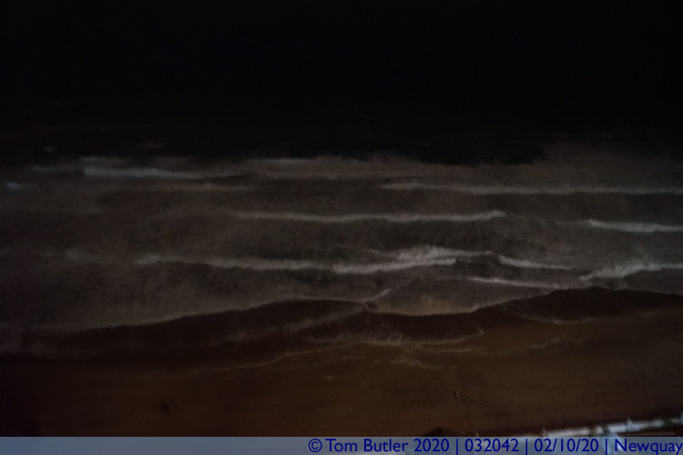 Photo ID: 032042, Sea pounding onto the beach, Newquay, Cornwall
