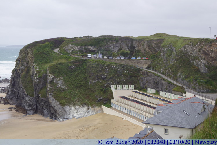 Photo ID: 032048, Looking down into Tolcarne Beach, Newquay, Cornwall