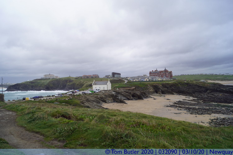Photo ID: 032090, Both sides of the headland, Newquay, Cornwall