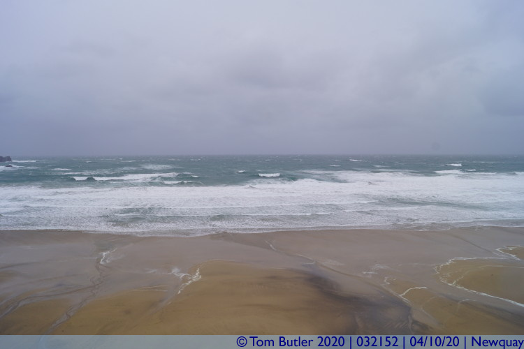 Photo ID: 032152, Low tide, Newquay, Cornwall