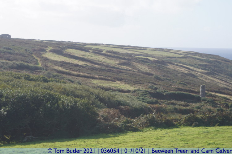Photo ID: 036054, Crumbling mine chimney, Between Treen and Carn Galver, Cornwall