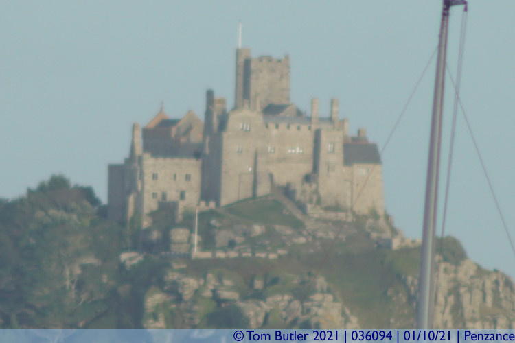 Photo ID: 036094, Sunlight on the Castle, Penzance, Cornwall