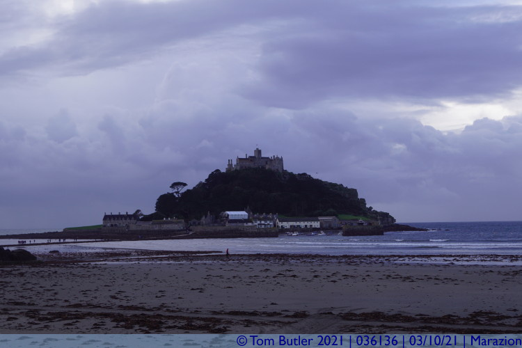 Photo ID: 036136, St Michael's Mount from the beach, Marazion, Cornwall