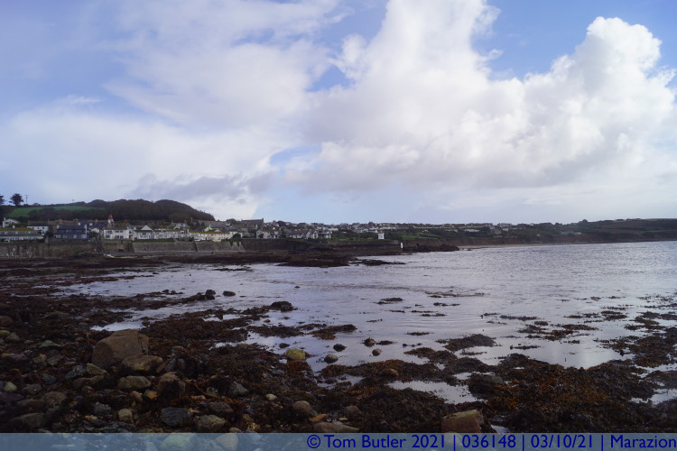 Photo ID: 036148, Looking towards the harbour, Marazion, Cornwall