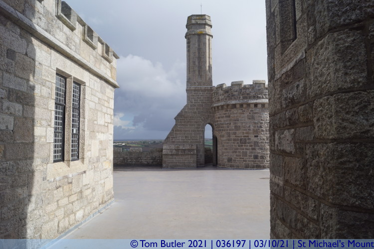 Photo ID: 036197, On the roof, St Michael's Mount, Cornwall